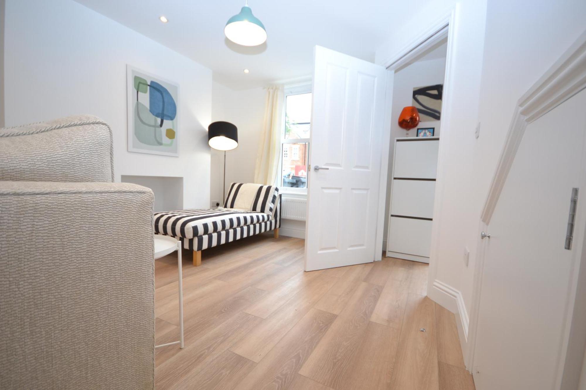 Freshly Refurbished, Peaceful Victorian House * Worcester Park