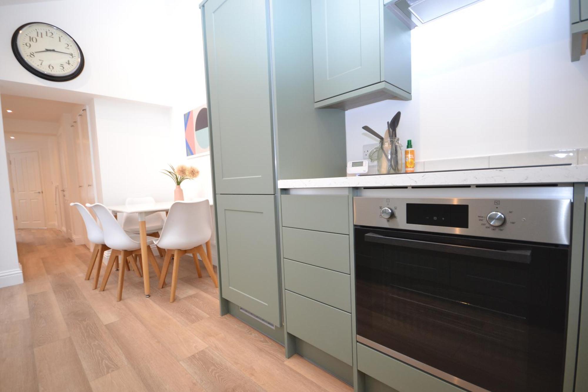 Freshly Refurbished, Peaceful Victorian House Holiday home *